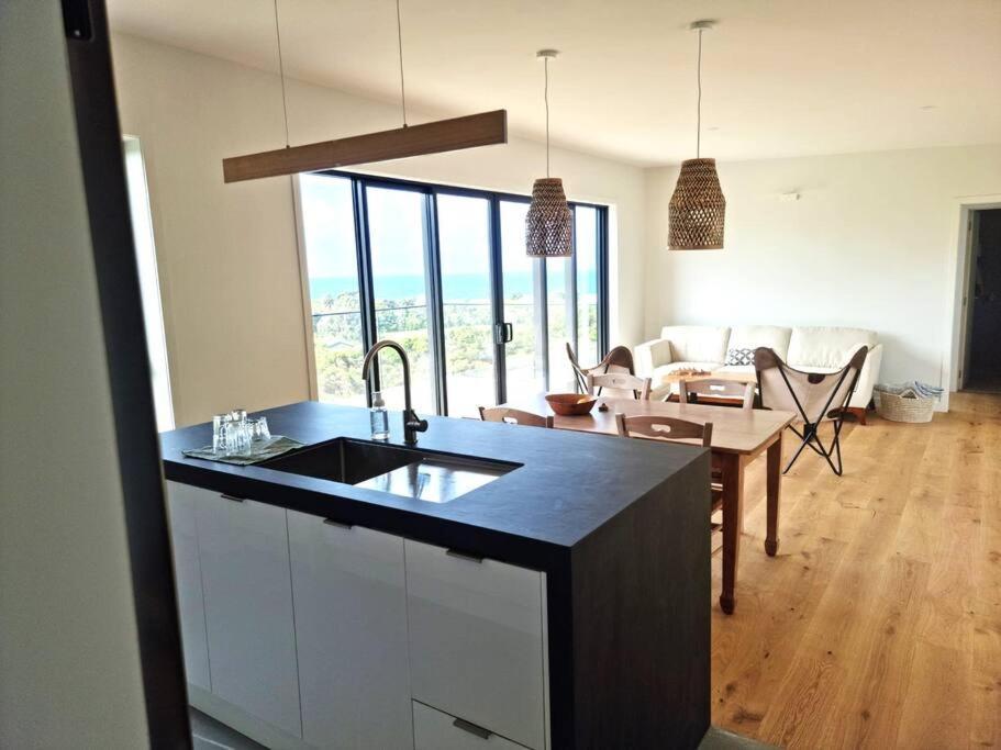 Xspot Medlands Beach House - Ocean Views - Short Stroll To The Beach Екстер'єр фото